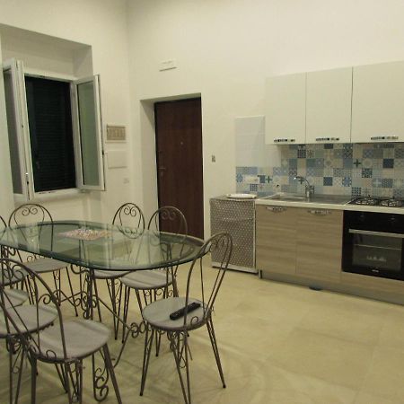 Enzo Home Неаполь Екстер'єр фото