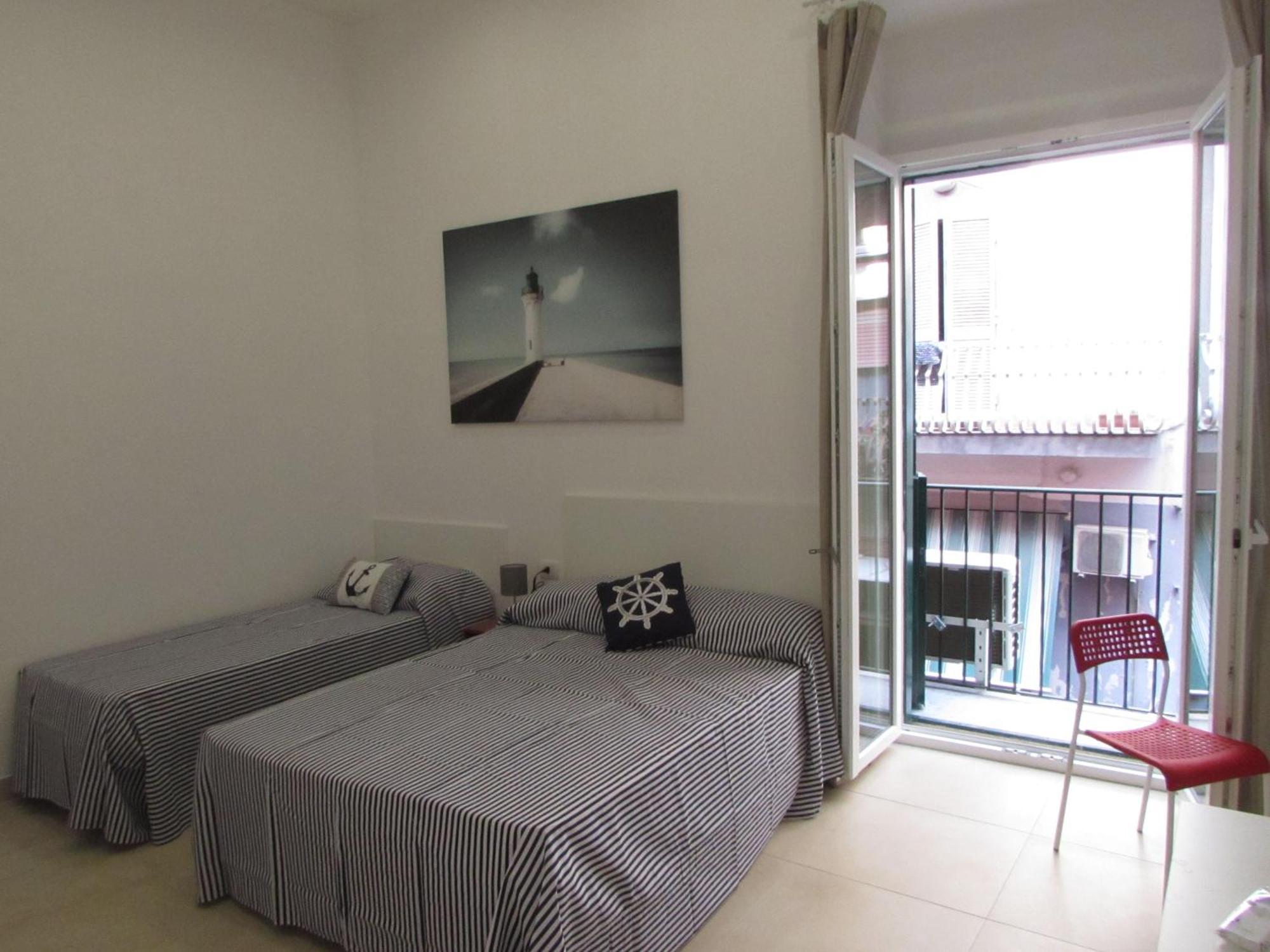 Enzo Home Неаполь Екстер'єр фото